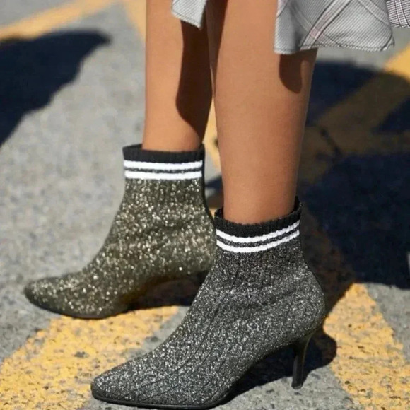 Stuart Weitzman Waverly Gold Black Knit Sock Striped Metallic Booties Size 7.5 - Picture 2 of 14